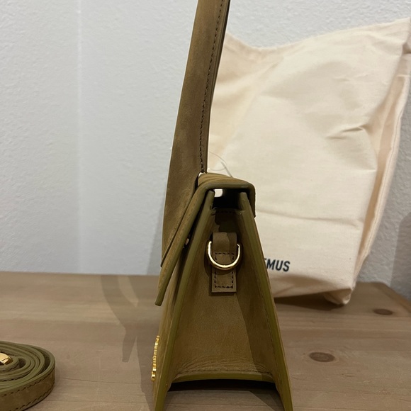 Jacquemus leather top-handle bag Le Chiquito Medium Tapenade NWT - Picture 7 of 11